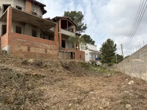 Chalet en calle Esparraguera, nº 21 -23